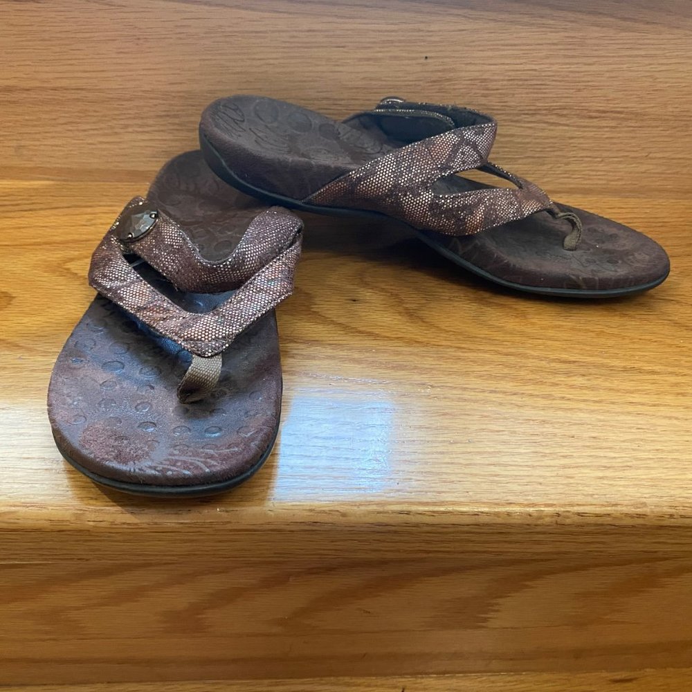 Vionic Orthoheel Flip Flops With Adjustable Velcr… - image 5